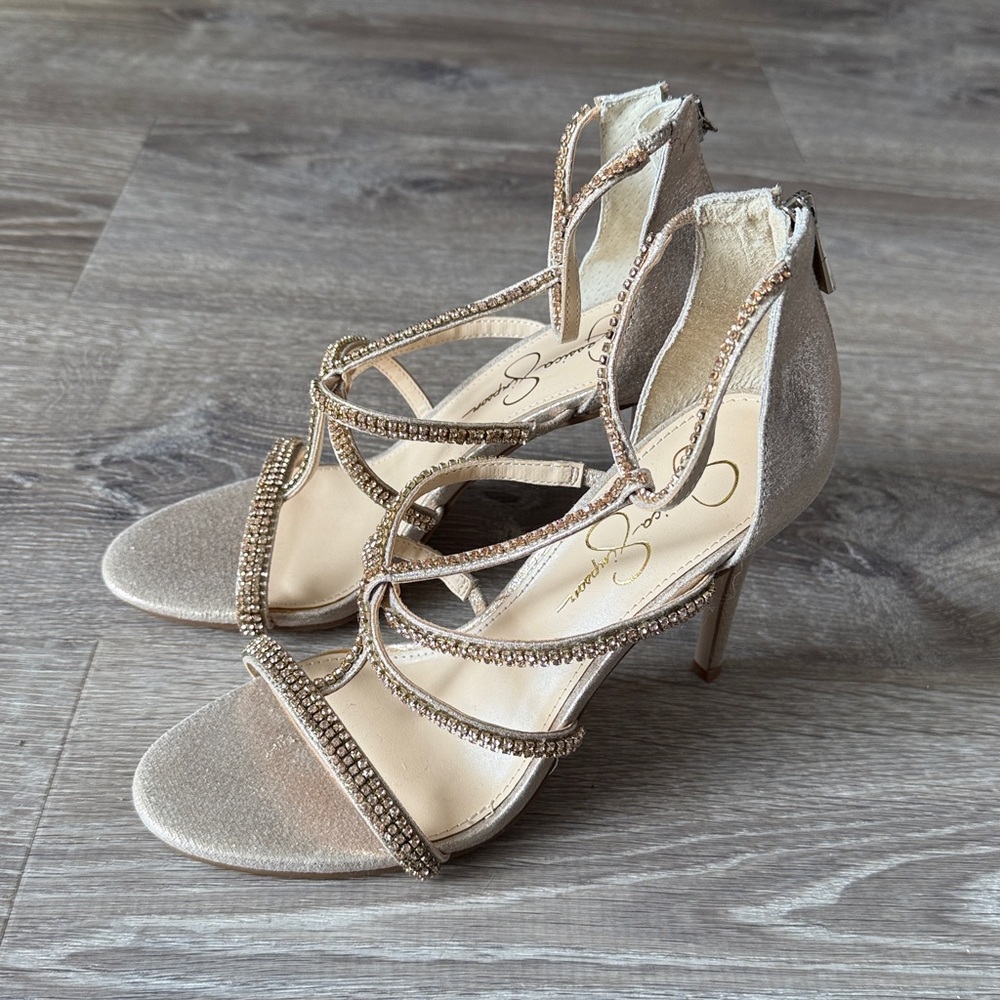 Jessica Simpson Sidra Strappy Sandals Heels Shoes Size 7.5 Champagne Rhinestone